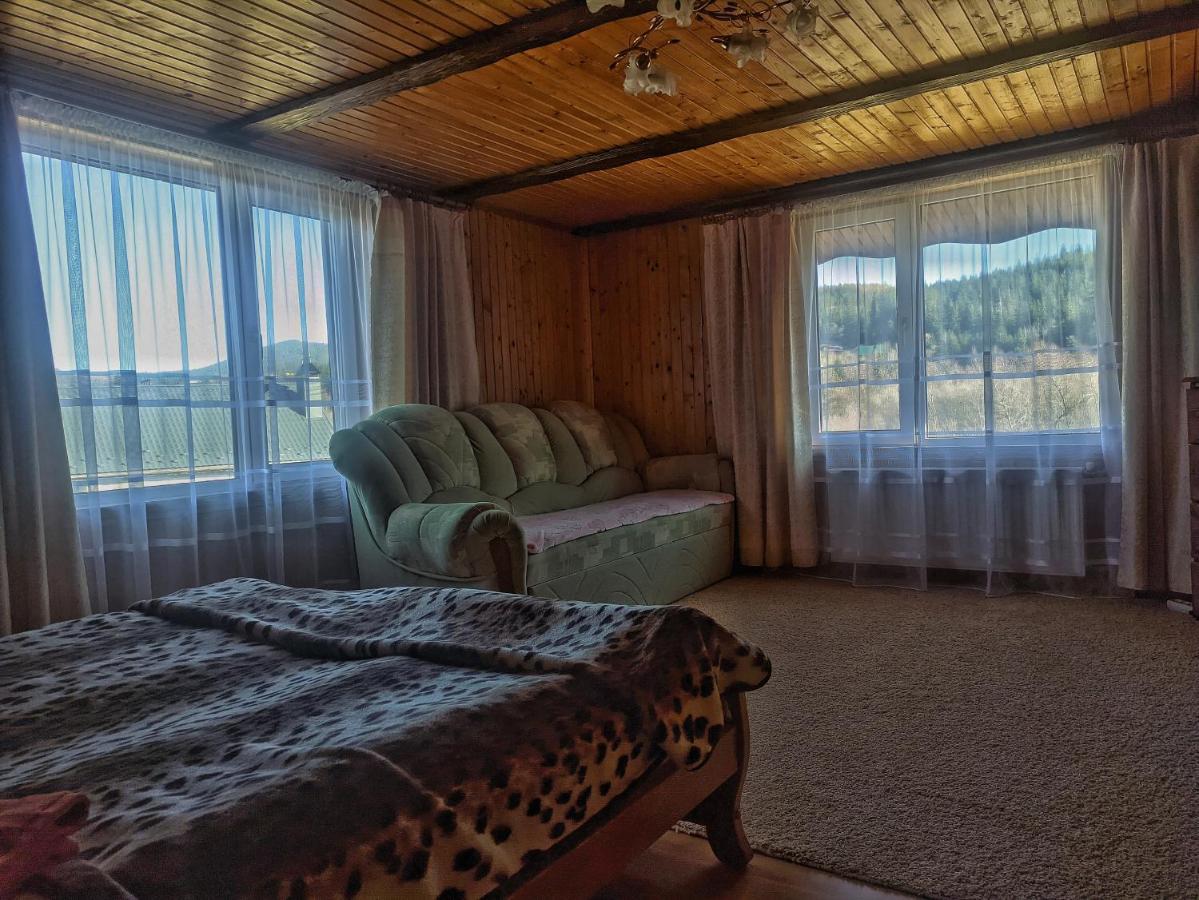 Privat - Kotej Zarinok Hotel Mykulychyn Luaran gambar